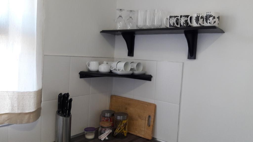 Self-Catering Studio, Unit 6 On Krupp Windhoek Luaran gambar